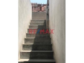 Foto 12 de Casa En Venta - Ate- 200 Mt2