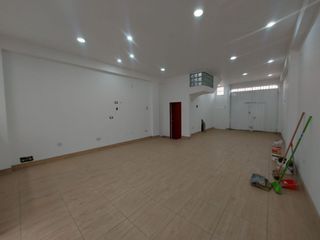 Foto 6 de Se Alquila Casa De Dos Pisos Para Empresa O Vivienda En San Martin De Porres