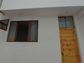 Foto 7 de Se Alquila Casa De Dos Pisos Para Empresa O Vivienda En San Martin De Porres