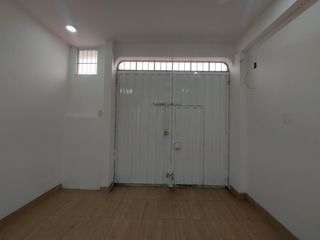 Foto 16 de Se Alquila Casa De Dos Pisos Para Empresa O Vivienda En San Martin De Porres