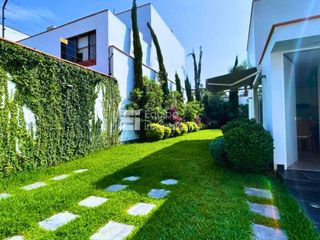 Foto 4 de MODERNA CASA EN CHACARILLA