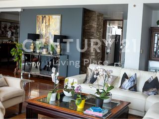 Foto 5 de Exclusivo Penthouse de Tres Niveles con Vista al mar en Miraflores