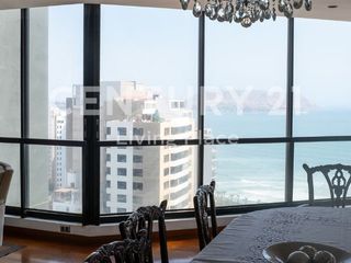 Foto 3 de Exclusivo Penthouse de Tres Niveles con Vista al mar en Miraflores