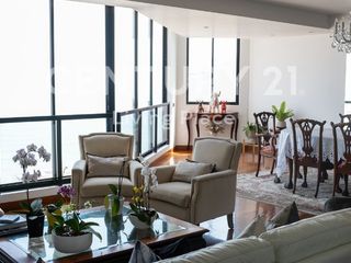 Foto 2 de Exclusivo Penthouse de Tres Niveles con Vista al mar en Miraflores