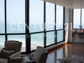 Foto 1 de Exclusivo Penthouse de Tres Niveles con Vista al mar en Miraflores
