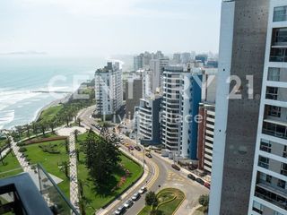 Foto 25 de Exclusivo Penthouse de Tres Niveles con Vista al mar en Miraflores