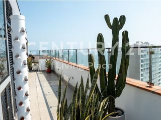 Foto 29 de Exclusivo Penthouse de Tres Niveles con Vista al mar en Miraflores