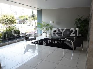 Foto 39 de Exclusivo Penthouse de Tres Niveles con Vista al mar en Miraflores