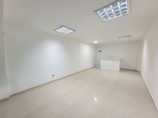 Foto 10 de LOCAL COMERCIAL EN LA CIRCUNVALAR A UNA CUADRA DE INVICO.