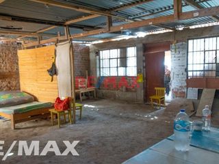 Foto 11 de ALQUILER DE LOCAL COMERCIAL EN VENTANILLA EN AVENIDA 170 M2