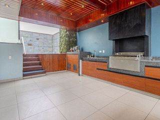Foto 1 de VENTA DEPARTAMENTO DUPLEX EXCLENTE TERRAZA Y PISCINA SURCO