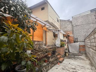 Foto 1 de CASA ECONOMICA DE VENTA, Sector Miraflores C1424