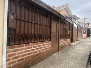 Foto 6 de CASA ECONOMICA DE VENTA, Sector Miraflores C1424