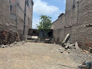 Foto 5 de Venta de casa como Terreno en San Juan de miraflores