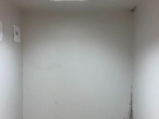 Foto 24 de Venta de local comercial con oficinas - Sector La Mariscal
