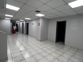 Foto 7 de Venta de local comercial Quito - Sector Alameda