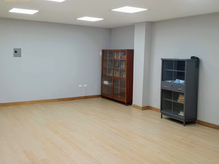 Foto 5 de En Venta Oficina totalmente remodelada en el Centro de Guayaquil
