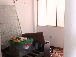 Foto 5 de Venta de casa de 3 pisos e Puente Piedra