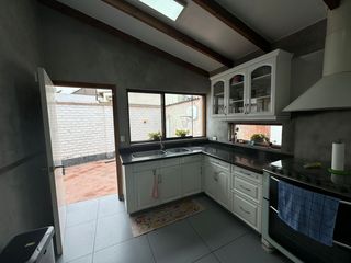 Foto 22 de VENTA CASA CAMACHO (espalda colegio Roosevelt)