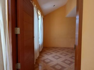 Foto 13 de SE VENDE CASA EN URB. INGENIEROS CHICLAYO