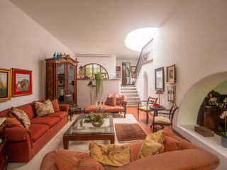 Foto 5 de LINDA CASA ESTILO CALIFORNIANO EN LA AURORA: 4 DORM, $ 812.000