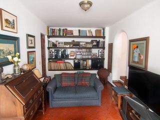 Foto 13 de LINDA CASA ESTILO CALIFORNIANO EN LA AURORA: 4 DORM, $ 812.000