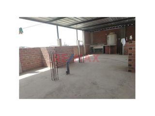 Foto 14 de Se Vende Propiedad En Urb Santa Margarita De 3 Pisos Independientes Con Acabados De Primera Oportunidad Unica. ID: 1115465