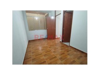 Foto 6 de Se Vende Propiedad En Urb Santa Margarita De 3 Pisos Independientes Con Acabados De Primera Oportunidad Unica. ID: 1115465