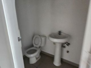 Foto 7 de La Aurora, Renta de Local Comercial 225 mts2
