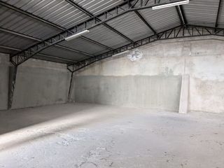 Foto 19 de GALPONES DE RENTA O VENTA  PARQUE DE LOS RECUERDOS. ELOY ALFARO Y GALO PLAZA LASSO