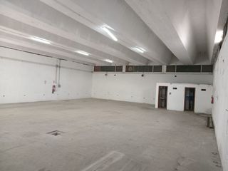 Foto 1 de Venta local comercial, Sector Centenario - Guayaquil