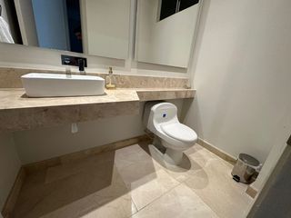 Foto 5 de APARTAMENTO DE 4 HABITACIONES CON BAÑO