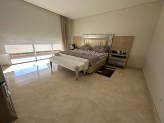 Foto 9 de APARTAMENTO DE 4 HABITACIONES CON BAÑO