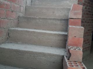 Foto 6 de vendo terreno con casa comercial de 200 m2 con titulo en zapallal