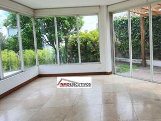 Foto 3 de Espectacular Casa de Venta, doble seguridad en conjunto de 4 casas. LA VIÑA-TUMBACO