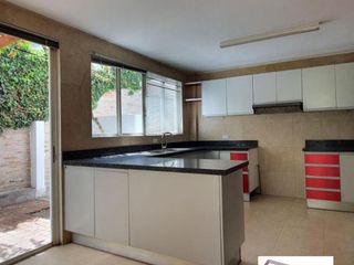 Foto 5 de Espectacular Casa de Venta, doble seguridad en conjunto de 4 casas. LA VIÑA-TUMBACO