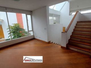 Foto 11 de Espectacular Casa de Venta, doble seguridad en conjunto de 4 casas. LA VIÑA-TUMBACO
