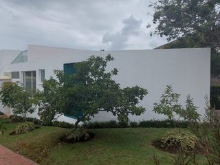 Foto 13 de Espectacular Casa de Venta, doble seguridad en conjunto de 4 casas. LA VIÑA-TUMBACO