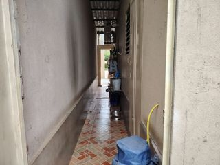 Foto 28 de Casa de alquiler en la Urbanización Plaza Madeira, ave León Febres Cordero.