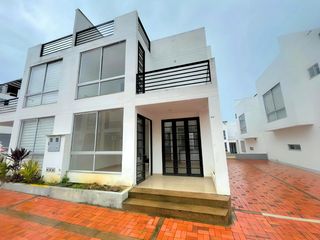 Foto 8 de CASA EN VENTA CONJUNTO RESIDENCIAL PALMAS DE IRAKA II LA MESA CUNDINAMRCA
