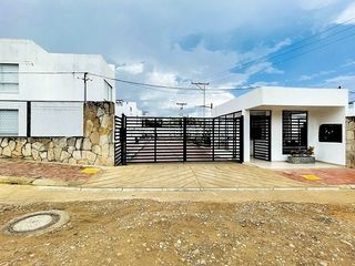 Foto 2 de CASA EN VENTA CONJUNTO RESIDENCIAL PALMAS DE IRAKA II LA MESA CUNDINAMRCA