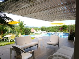 Foto 6 de EXCLUSIVA CASA CAMPESTRE. Sector San Bernardo del viento (Manizales).