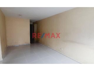 Foto 12 de El Agustino - Bonito Departamento En Venta