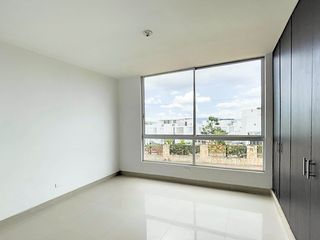 Foto 6 de CASA EN VENTA CONJUNTO RESIDENCIAL PALMAS DE IRAKA II LA MESA CUNDINAMRCA
