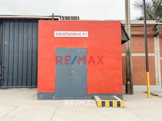 Foto 9 de Vendo Gran Local Comercial Y/O Industrial En Ate - Zonificación I3