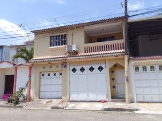 Foto 1 de ¡Oportunidad, casa en venta en Samanes 7!