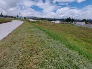 Foto 8 de EN CHECA. DE VENTA HERMOSO TERRENO 2096 m2. EN URBANIZACIÓN CERRADA