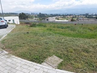 Foto 10 de EN CHECA. DE VENTA HERMOSO TERRENO 2096 m2. EN URBANIZACIÓN CERRADA