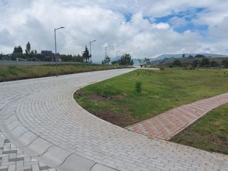 Foto 11 de EN CHECA. DE VENTA HERMOSO TERRENO 2096 m2. EN URBANIZACIÓN CERRADA