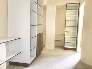 Foto 3 de casa en urbanizacion privada de venta en manta B/L